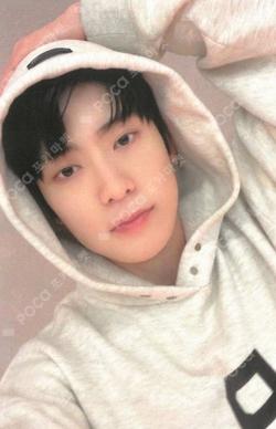 Favorite YIZHIYU JAEHYUN photocard image