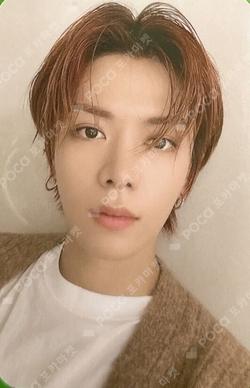 NCT YUTA photocard image