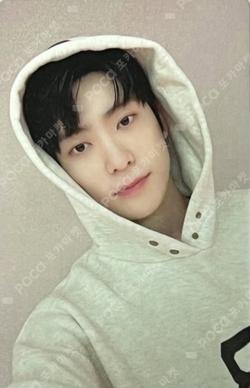 Favorite YIZHIYU JAEHYUN photocard image
