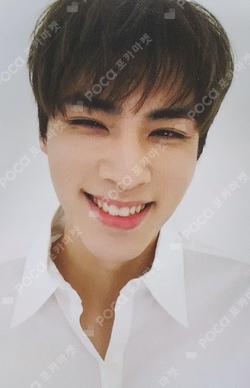 WayV Photo Book Holiday FLIP BOOK + PHOTO CARD SET