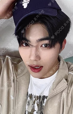 ZEROBASEONE POP-UP in GANGNAM REWARD