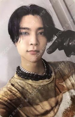 2 Baddies Photobook Ver. KR Ver.