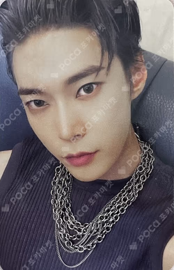 2 Baddies Photobook Ver. FASTER Ver.