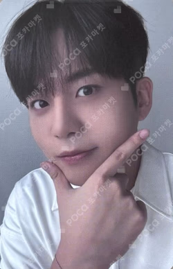 GOLDEN HOUR : Part.1 POP-UP EXHIBITION & STORE Mito DOLL KEYRING