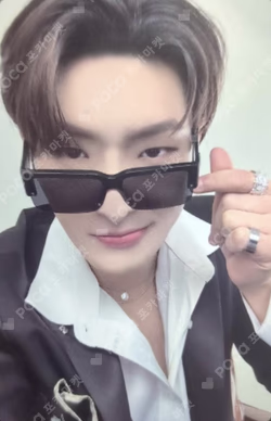 GOLDEN HOUR : Part.1 POP-UP EXHIBITION & STORE PHOTO & SCRATCH CARD A SET