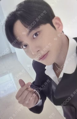 GOLDEN HOUR : Part.1 POP-UP EXHIBITION & STORE PHOTO & SCRATCH CARD A SET