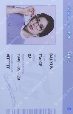 Formula of Love: O＋T=＜3 SCIENTIST ID CARD DAHYUN photocard image