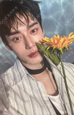 ZEROBASEONE POP-UP in GANGNAM ROTATING ACRYLIC STAND KIM JIWOONG photocard image