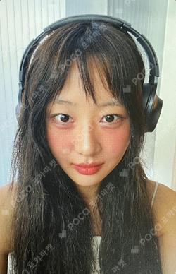 LOOP YES24 Yves photocard image