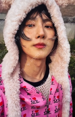 1 to 3 ! Ver. SUHO photocard image