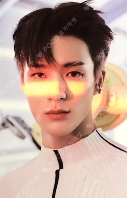 Universe ID CARD + PHOTO CARD SET