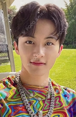 Hello Future HOLOGRAM EPOXY STICKER + PHOTO CARD SET