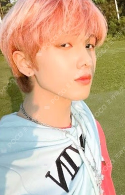 Hello Future HOLOGRAM EPOXY STICKER + PHOTO CARD SET