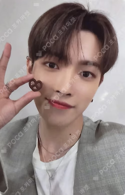 GOLDEN HOUR : Part.1 POP-UP EXHIBITION & STORE LUCKY DRAW