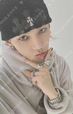 2024 WELCOMING COLLECTION TREASURE TRADING PHOTO CARD