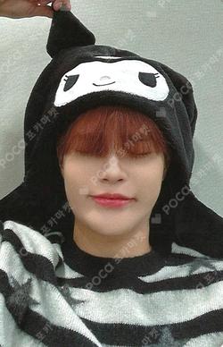 THE FUTURE IS OURS : FOUND JUMP UP LEE DAE HWI photocard image