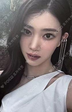 Kep1going On PLVE A Ver. XIAOTING photocard image