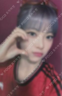 EASY YIZHIYU HONG EUNCHAE photocard image