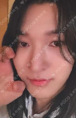 Things I Can't Say LOve EVERLINE JunJi photocard image