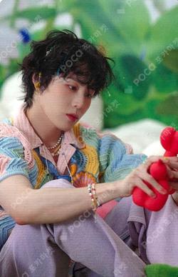 WELCOME TO STRANGE WORLD RANDOM PHOTOCARD SET