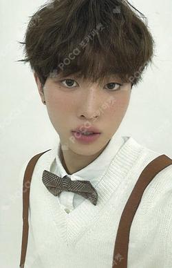 2024 SEASON'S GREETINGS woollim mall