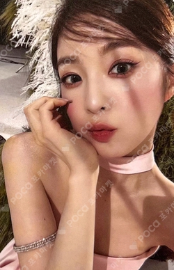 Pocamarket, Red Velvet IRENE Cosmic Poster Ver. Midnight Sun Ver