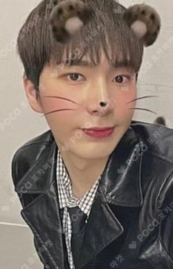 LOVE ME LIKE APPLEMUSIC