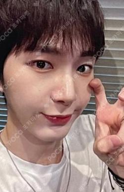 LOVE ME LIKE APPLEMUSIC