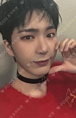 LOVE ME LIKE MUSICART KEVIN photocard image