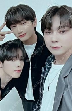 LOVE ME LIKE JUMP UP Unit photocard image