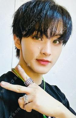 NCT MARK photocard image