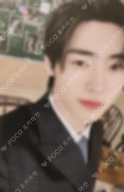 DARK MOON SPECIAL ALBUM 'MEMORABILIA' YIZHIYU LUCKY DRAW SUNGHOON photocard image