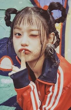 Strawberry Rush EVERLINE POP-UP STORE TRADING CARD Chuu photocard image