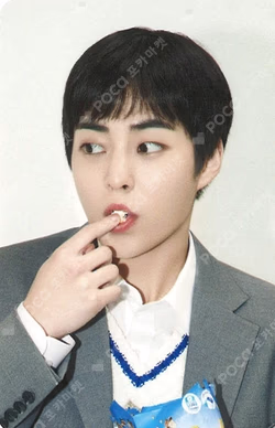 2024 SEASON'S GREETINGS PHOTO PACK XIUMIN photocard image