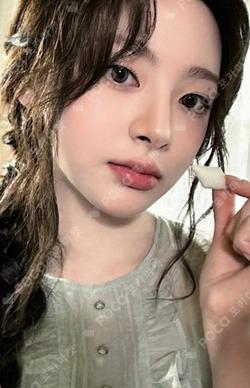 Metamorphic Figure Ver. Seeun photocard image