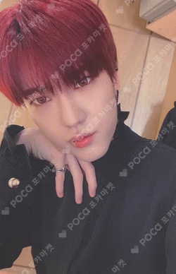 WHAT’S GOIN’ ON JUMP UP JUNGHOON photocard image