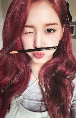 Metamorphic emart24 J photocard image