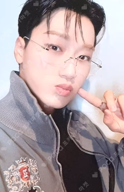 GOLDEN HOUR : Part.1 fromm store