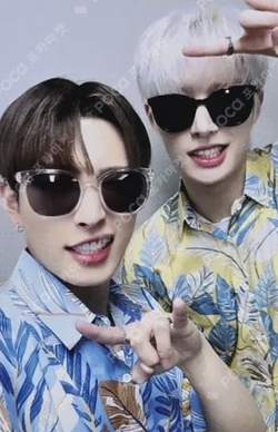 GOLDEN HOUR : Part.1 EVERLINE LUCKY DRAW Unit photocard image