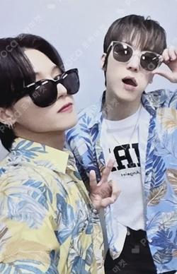 GOLDEN HOUR : Part.1 EVERLINE LUCKY DRAW Unit photocard image