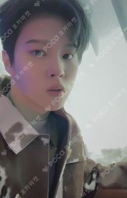 3RD DESIRE [Reve] JUMP UP KIM WOO SEOK photocard image