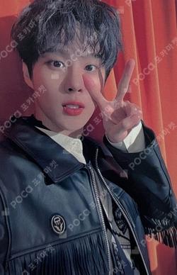 3RD DESIRE [Reve] JUMP UP KIM WOO SEOK photocard image