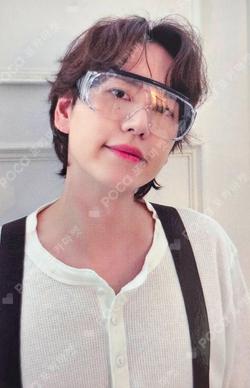 KYUHYUN OFFICIAL LIGHT STICK WEVERSE KYUHYUN photocard image