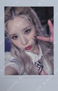 Dall APPLEMUSIC HeeJin photocard image