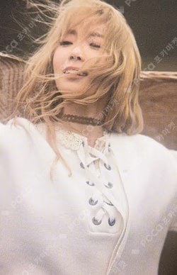 I TAEYEON photocard image