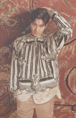 REPLAY KIT ver. SIWON photocard image