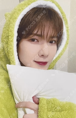 GOLDEN HOUR : Part.1 Hellolive shop LUCKY DRAW