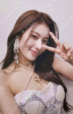 DIVE LUCKY DRAW SANA photocard image