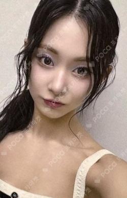 DIVE Member Solo Jacket Edition TZUYU photocard image