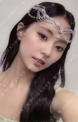 DIVE 7th Anniversary Collection BOX TZUYU photocard image